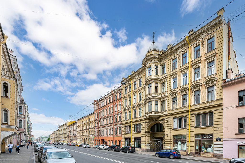 Hotels in Saint Petersburg