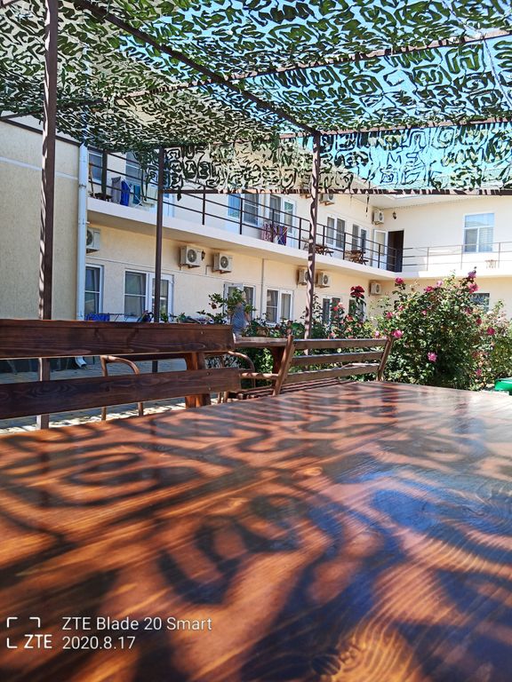 Гостевой дом Гостевой дом Султан с бассейнами — Кучугуры