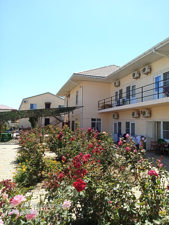 Гостевой дом Гостевой дом Султан с бассейнами — Кучугуры