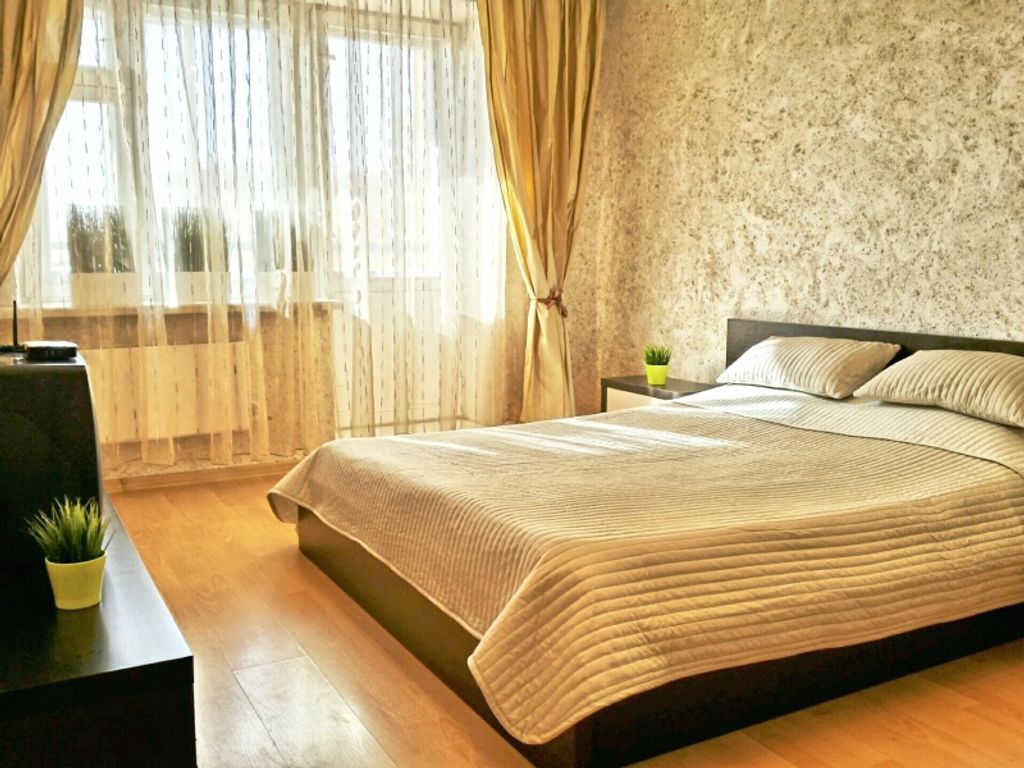 Снять квартиру в екатеринбурге на сутки. Авито квартиры посуточно свердловская. Грин парк отель анапа. Екатеринбург ул смазчиков 3 снять квартиру. Однокомнатные квартиры в екб.