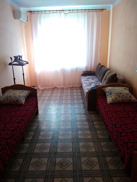 Четырёхместный номер стандарт с видом на море