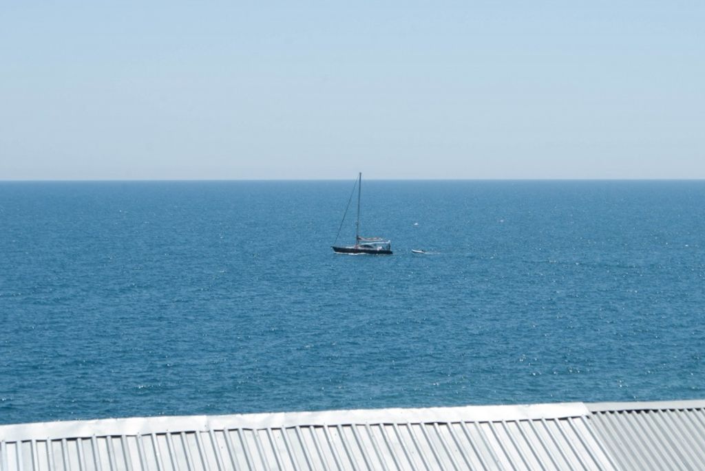 Вид на море из аппаратаментоа