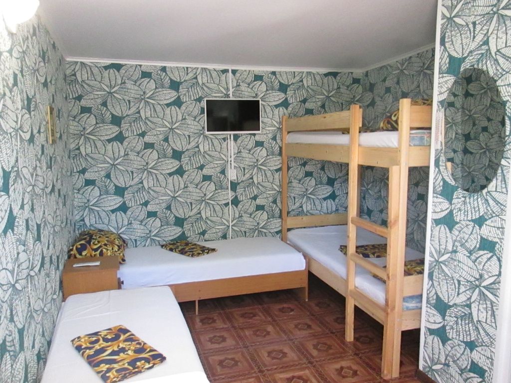 Четырёхместный номер  люкс