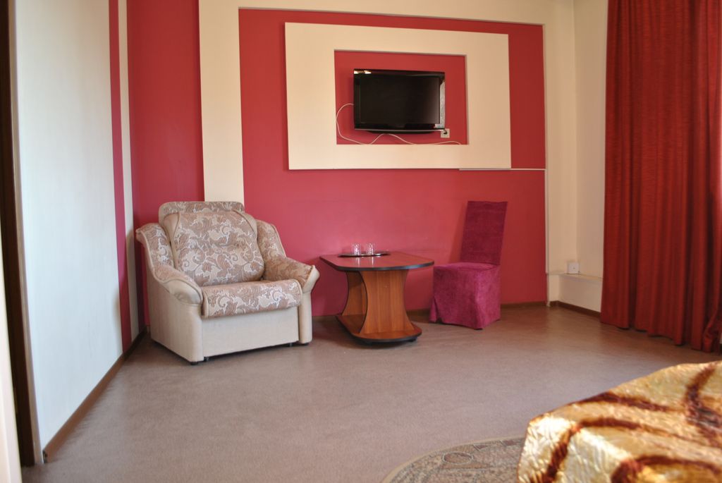 Трёхместный номер улучшенный