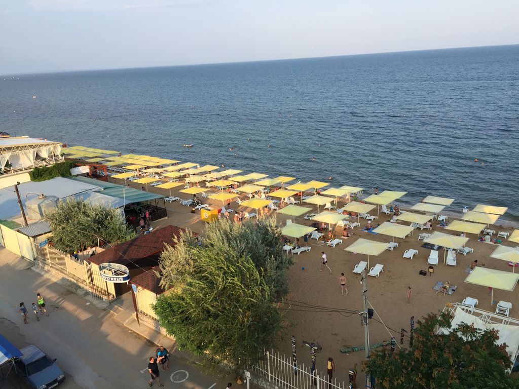 Трёхместный номер стандарт с видом на море