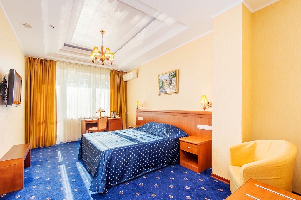 Двухместный номер с 2 отдельными кроватями стандарт