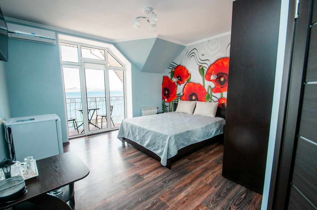 Двухместный номер с 1 кроватью улучшенный с видом на море