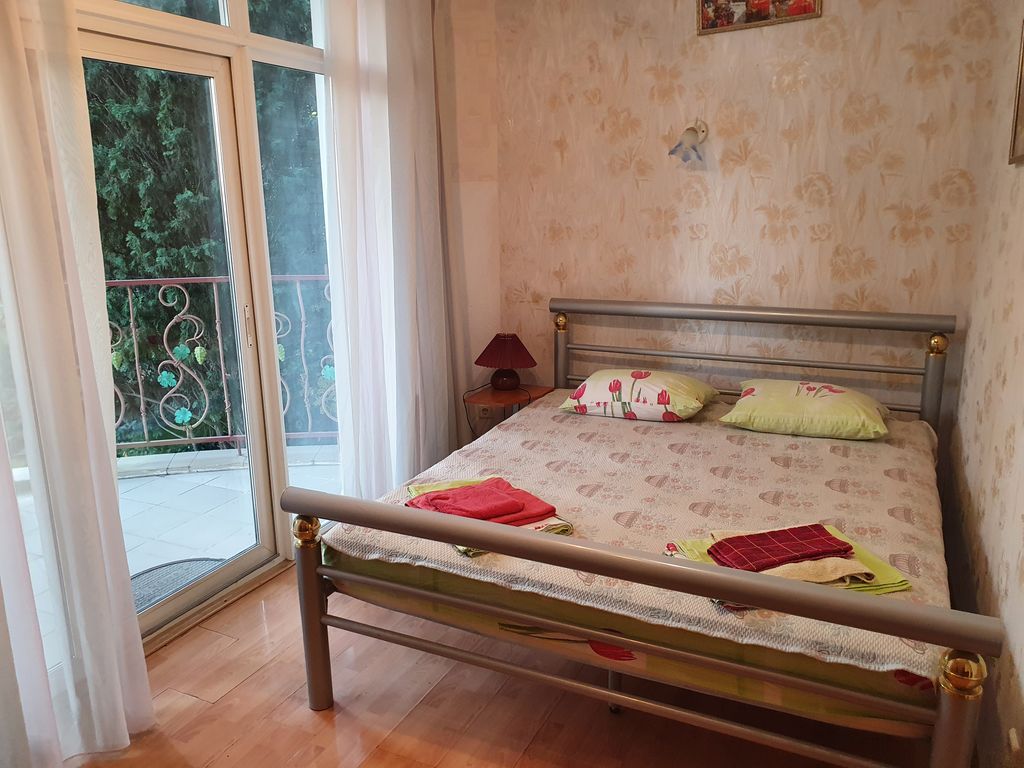 Семейный номер с ванной комнатой и балконом