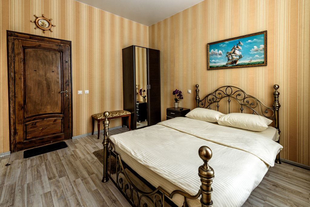 Двухместный номер с 1 кроватью улучшенный