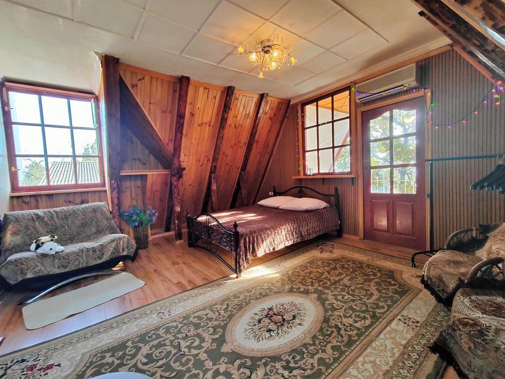 Трёхместный номер улучшенный с видом на море