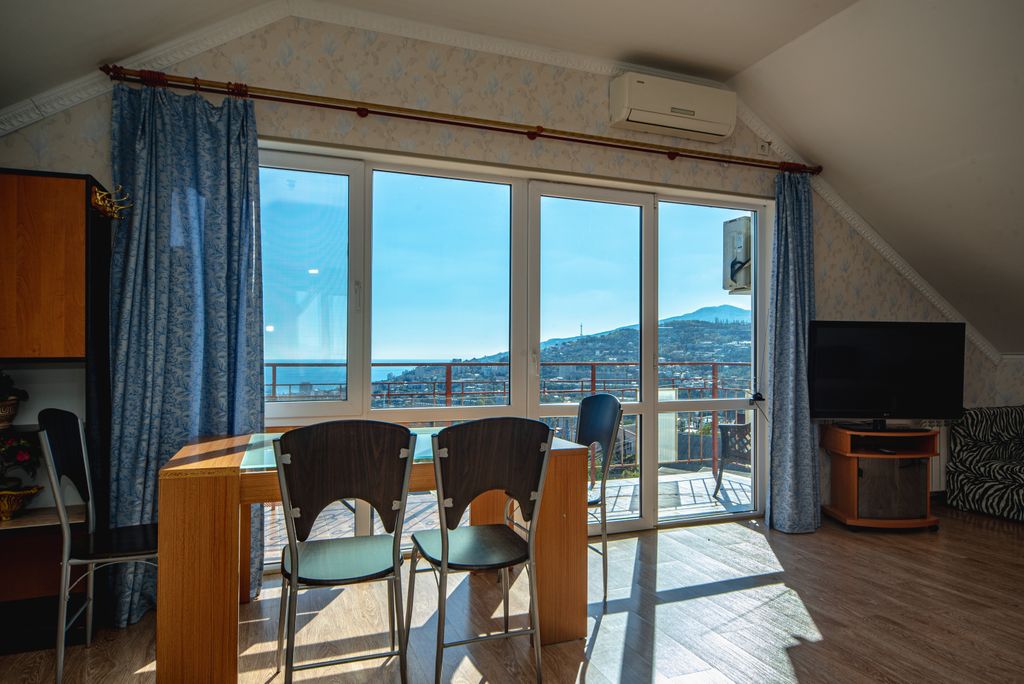 Апартаменты с видом на море