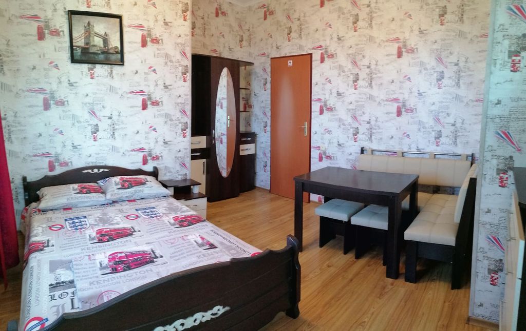 Семейный номер двухкомнатный люкс с кухней и видом на море