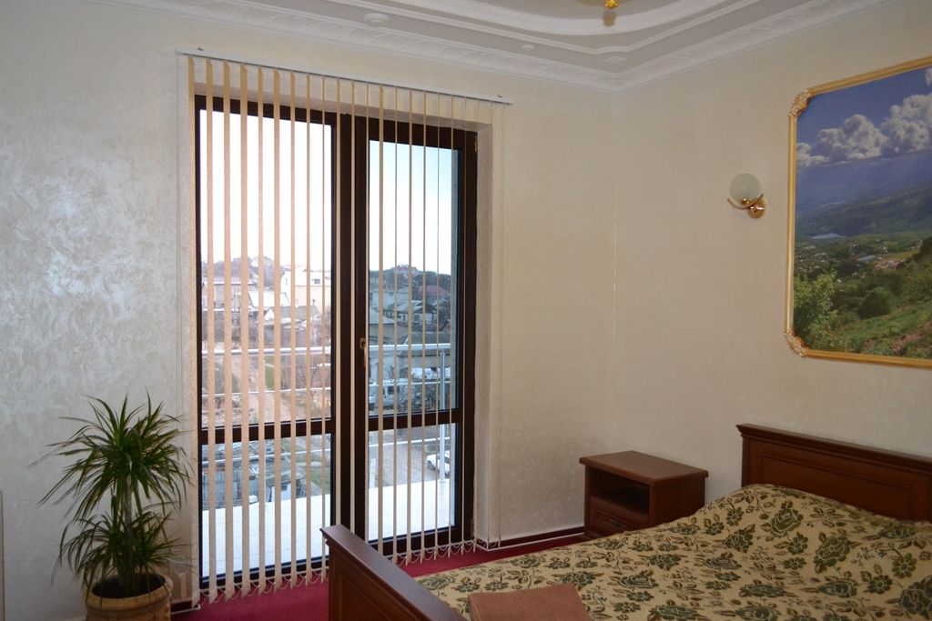 Семейный номер люкс №10