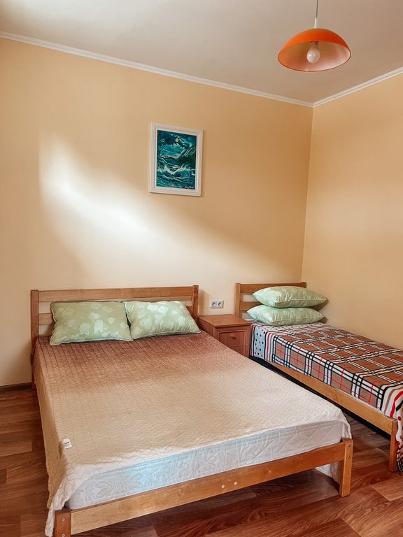 Четырёхместный номер студия с видом на горы