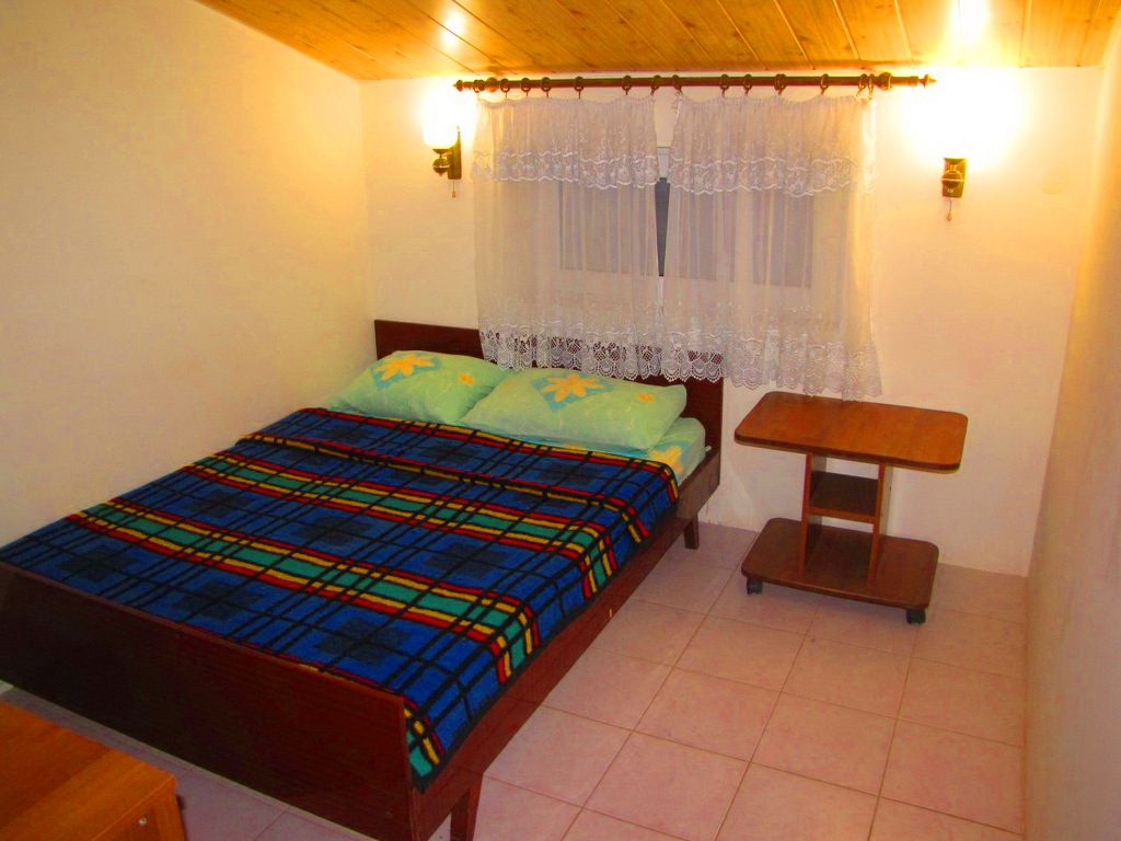 Многоместный смешанный номер номер трехкомнатный 6-ти местный