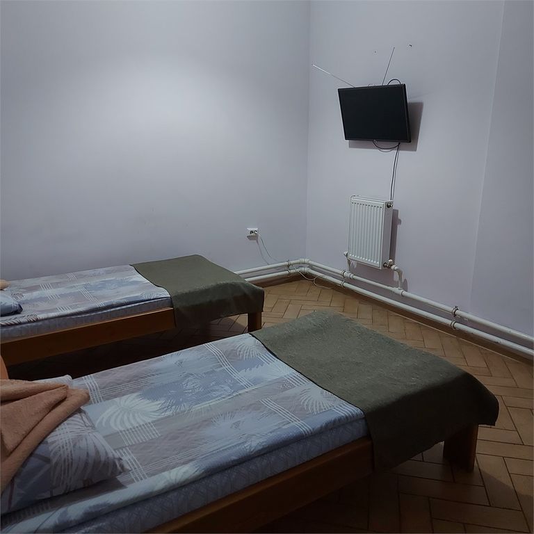 Апартаменты эконом 2007 с душем и туалетом на 2 номера