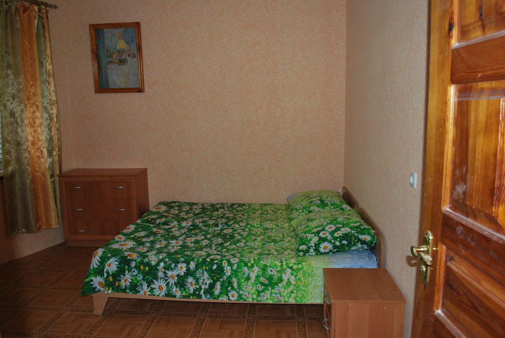 Четырёхместный номер двухкомнатный на 4 человека