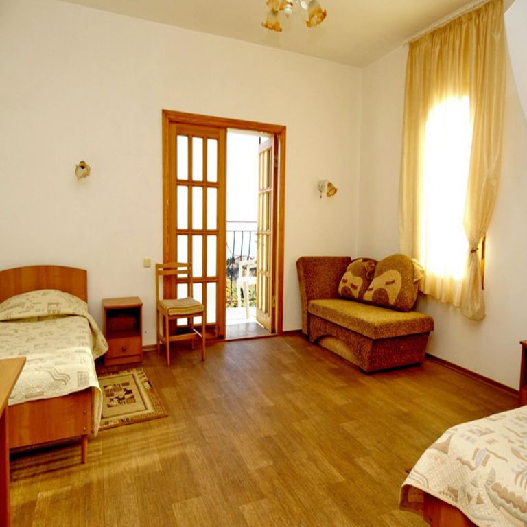 Семейный номер улучшенный с видом на море