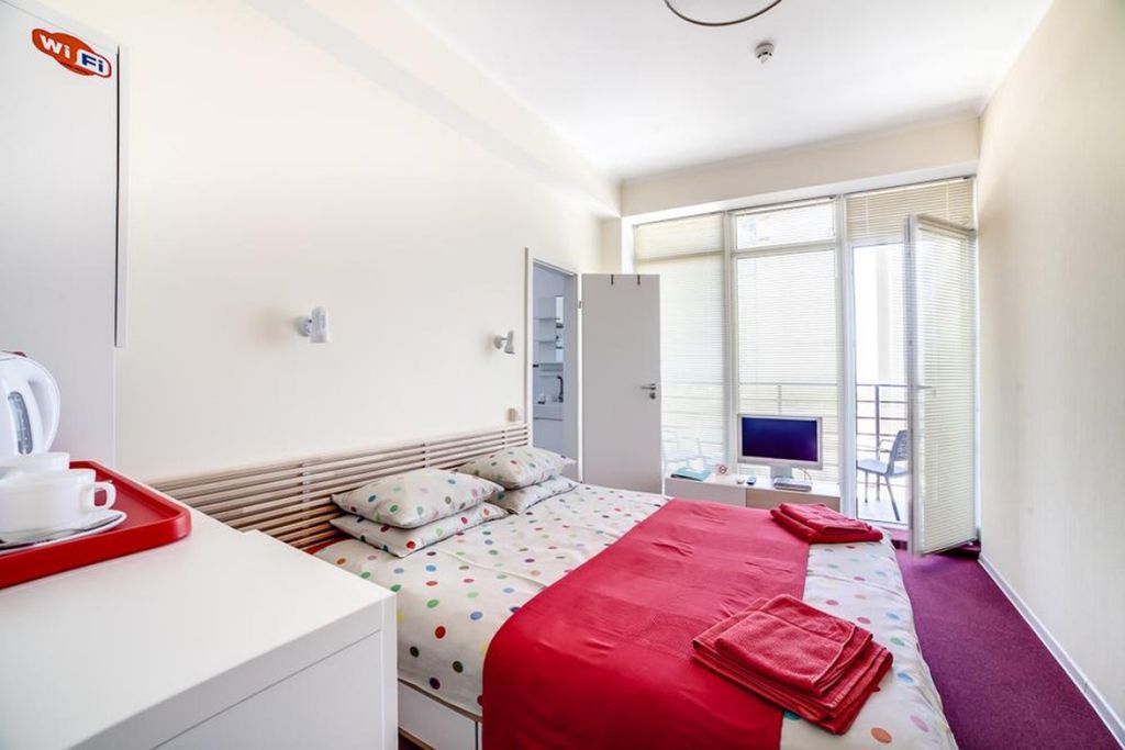 Двухместный номер с 1 кроватью стандарт с балконом и видом на двор и парк