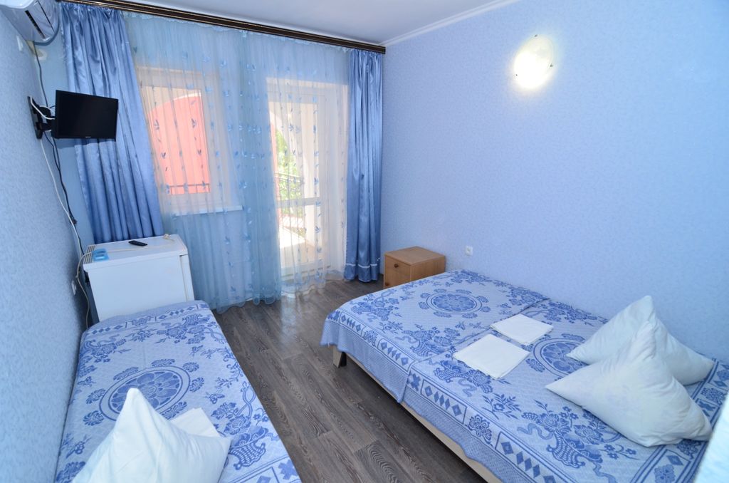 Трёхместный номер улучшенный