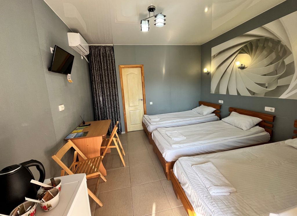 Трёхместный номер стандарт