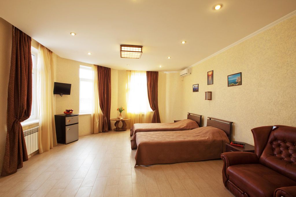 Четырёхместный номер де люкс