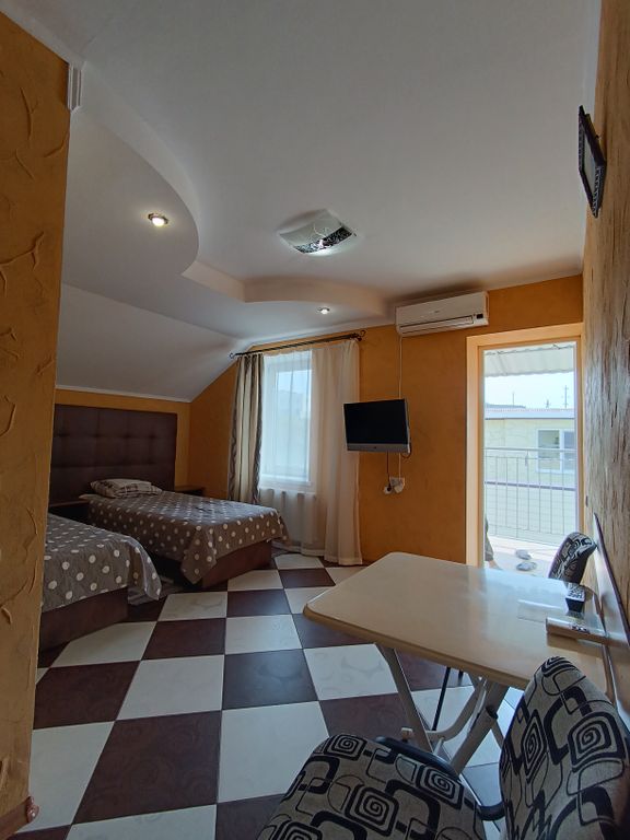 Двухместный номер с 2 отдельными кроватями улучшенный с видом на горы