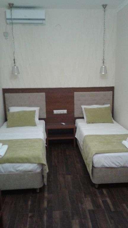 Трёхместный номер однокомнатный люкс