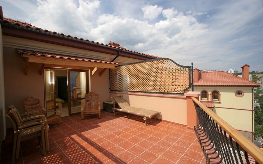 Фото
