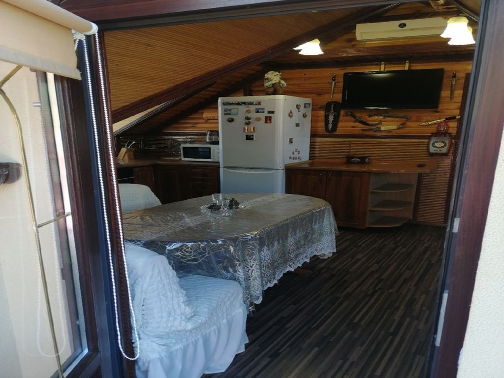 Трёхместный номер люкс