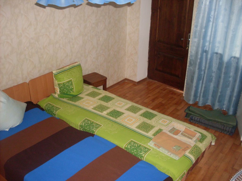 Двухместный номер с 2 отдельными кроватями с удобствами