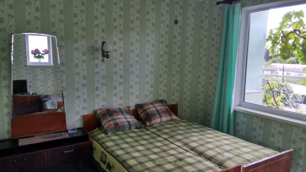 Трёхместный номер люкс с видом на море