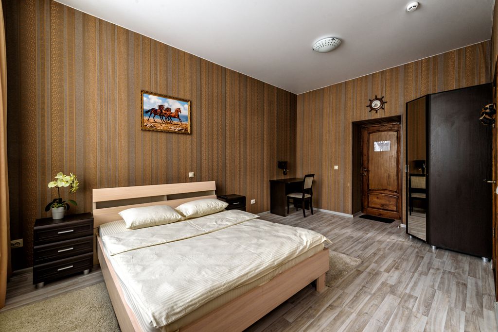 Двухместный номер с 1 кроватью люкс