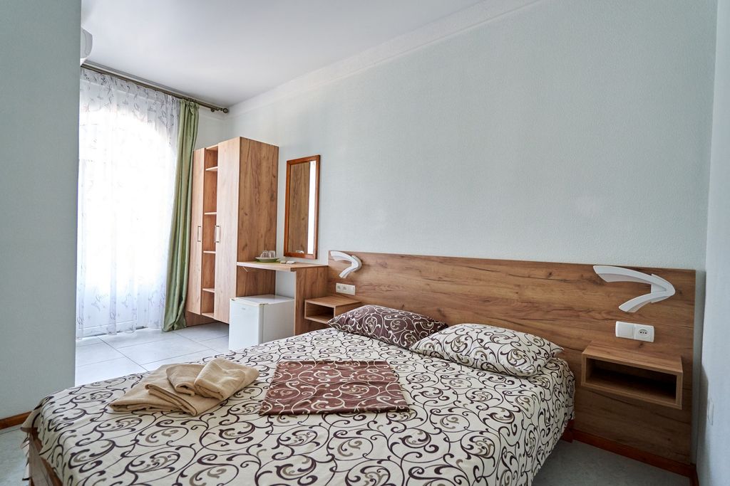 Двухместный номер с 1 кроватью улучшенный