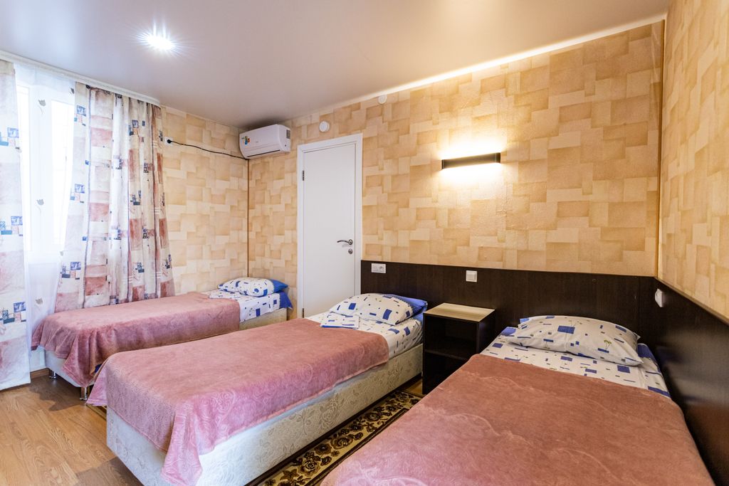 Трёхместный номер стандарт