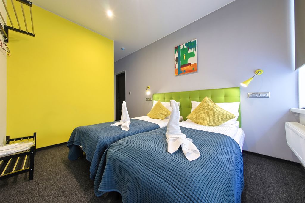 Двухместный номер с 2 отдельными кроватями улучшенный