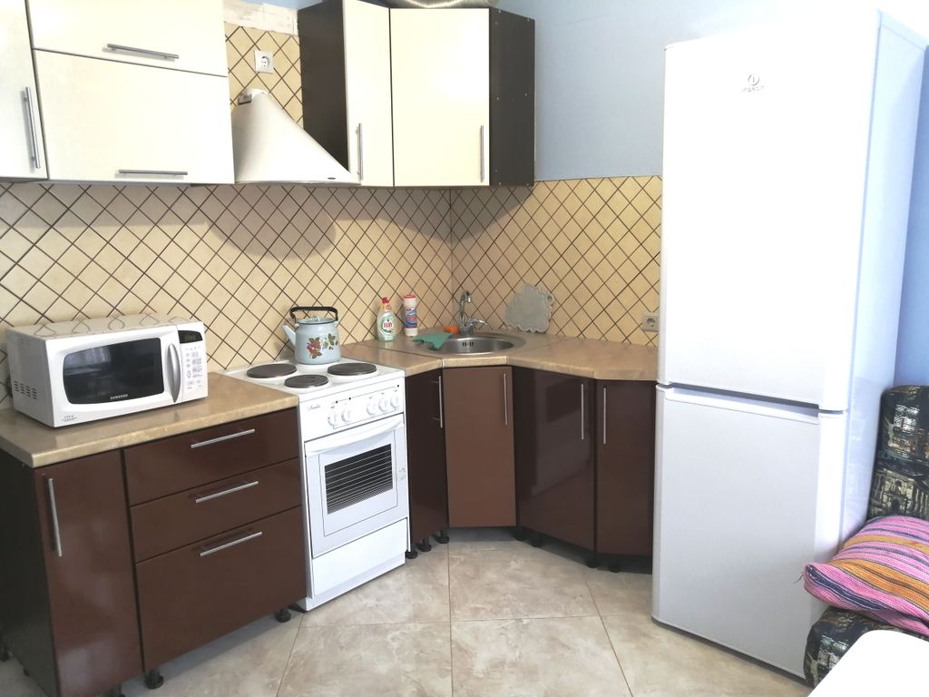 Квартира донковцева оренбург. Донковцева 17/1 Оренбург. Оренбург, улица Геннадия Донковцева, 17/1. Оренбург улица Геннадия Донковцева 5 Максидент. Оренбург ул.Донковцева квартира с кухней гостиной.
