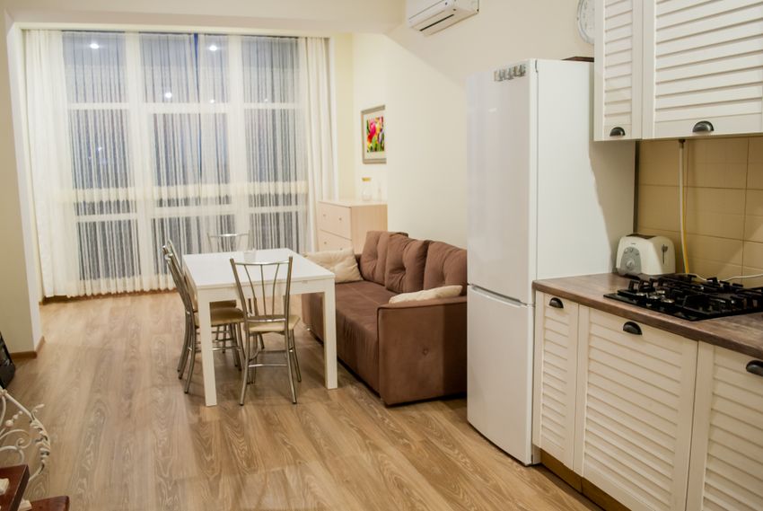 Кухня - столовая