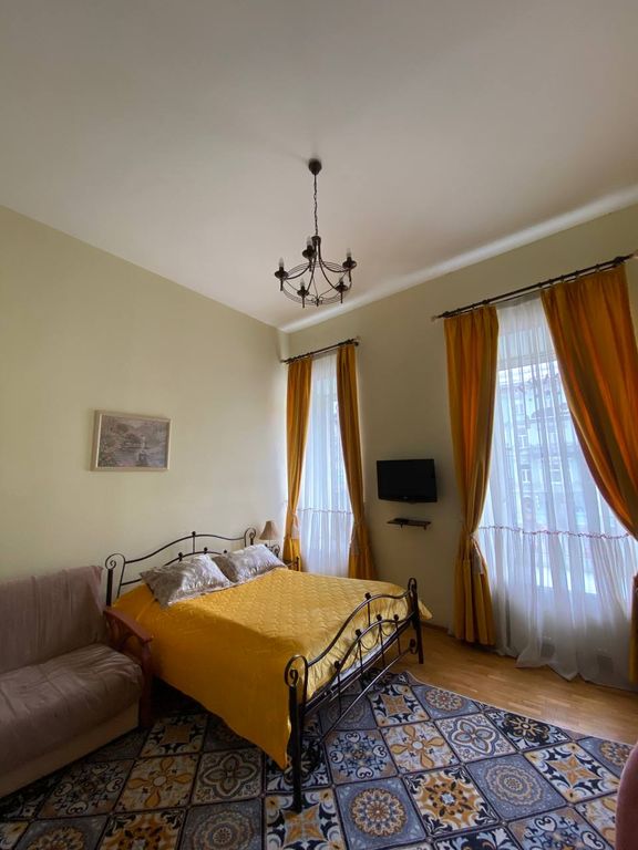 Семейный номер улучшенный с видом на город