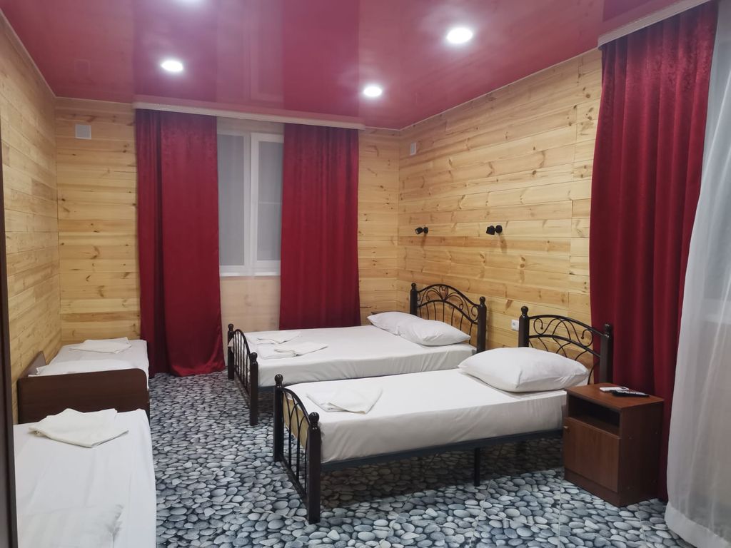 Четырёхместный номер улучшенный