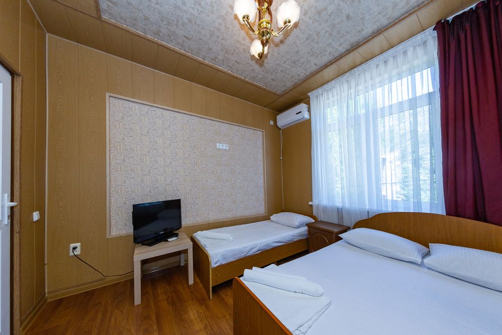 Трёхместный номер улучшенный