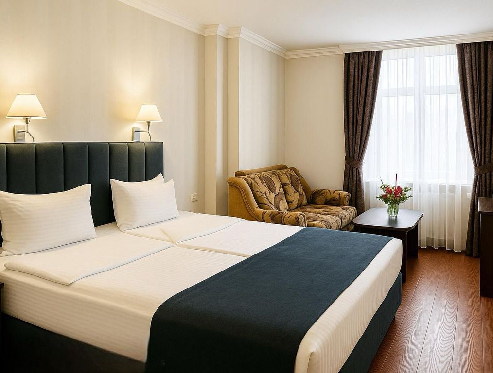 Трёхместный номер  с бесплатным завтраком