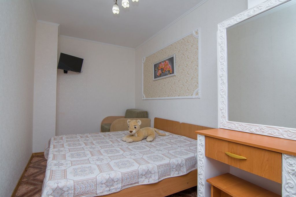 Трёхместный стандарт розовый