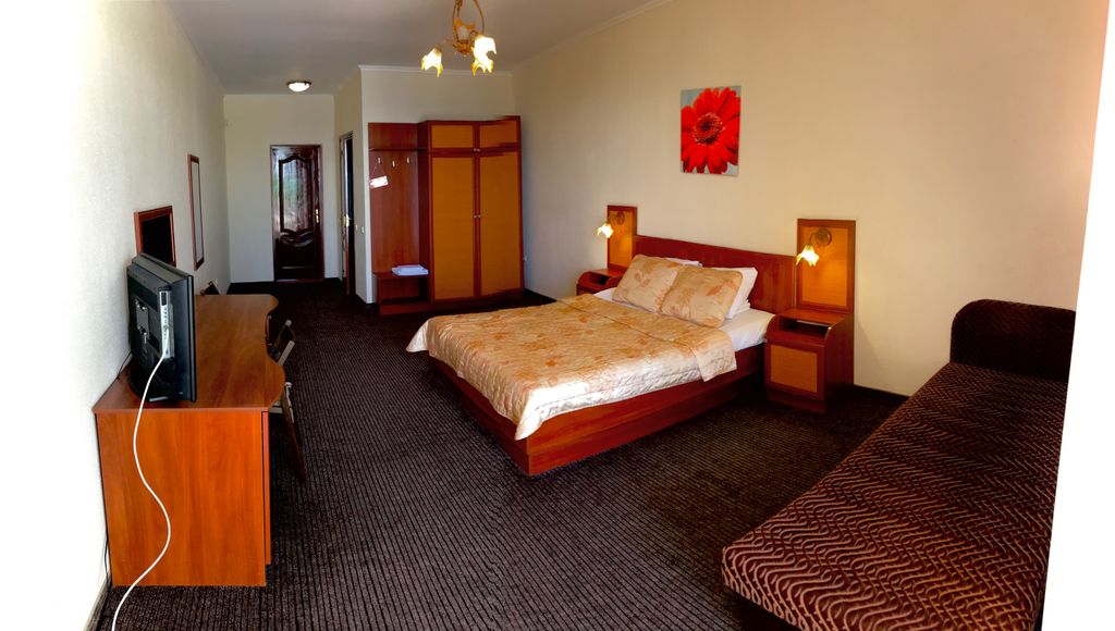 Двухместный номер с 1 кроватью стандарт с видом на море, 4 этаж