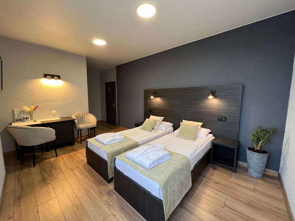 Двухместный номер с 2 отдельными кроватями стандарт