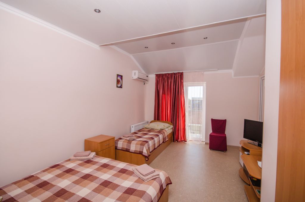 Трёхместный номер улучшенный