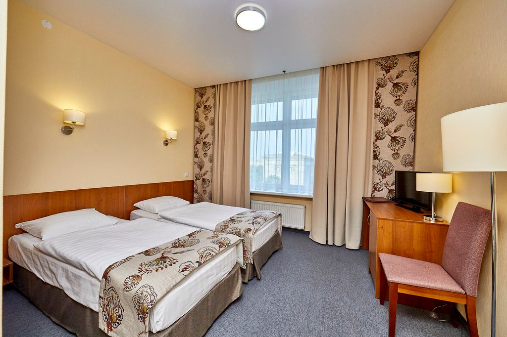 Двухместный номер с 2 отдельными кроватями улучшенный