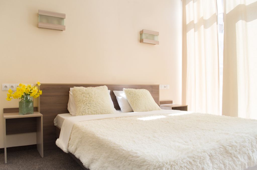 Двухместный номер с 1 кроватью стандарт с балконом (без вида)