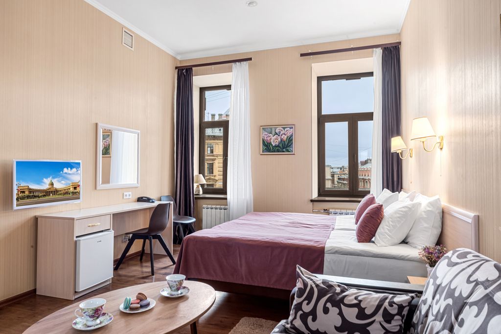 Двухместный с 1 кроватью комфорт с видом на канал Грибоедова