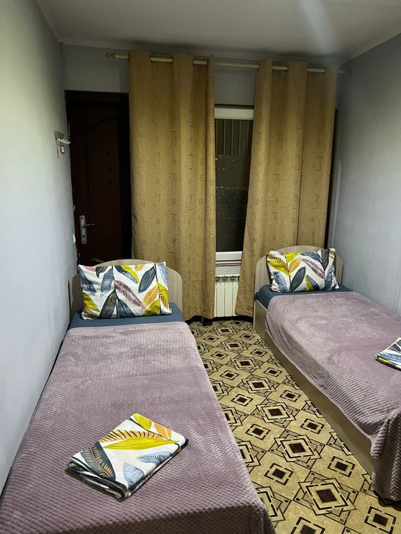 Двухместный номер с 2 отдельными кроватями эконом № 4